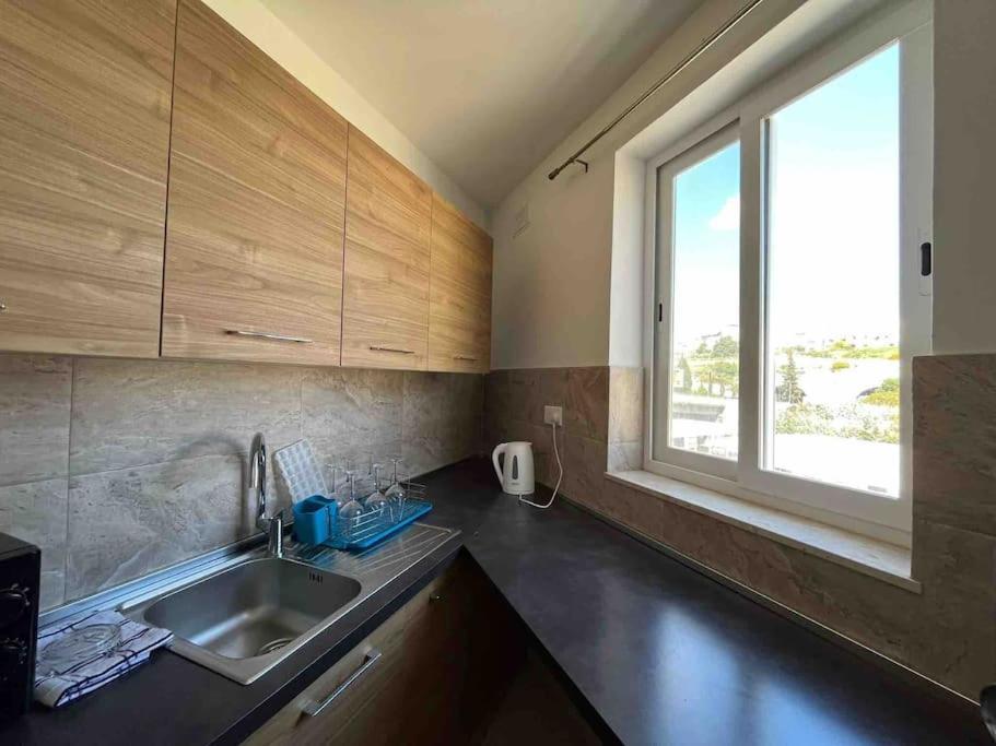 Apartment Lovely 3 Bedroom Saint Julian's