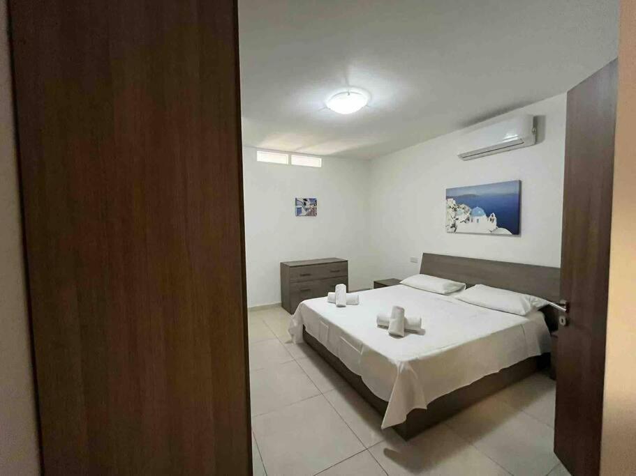 Lovely 3 Bedroom * Saint Julian's